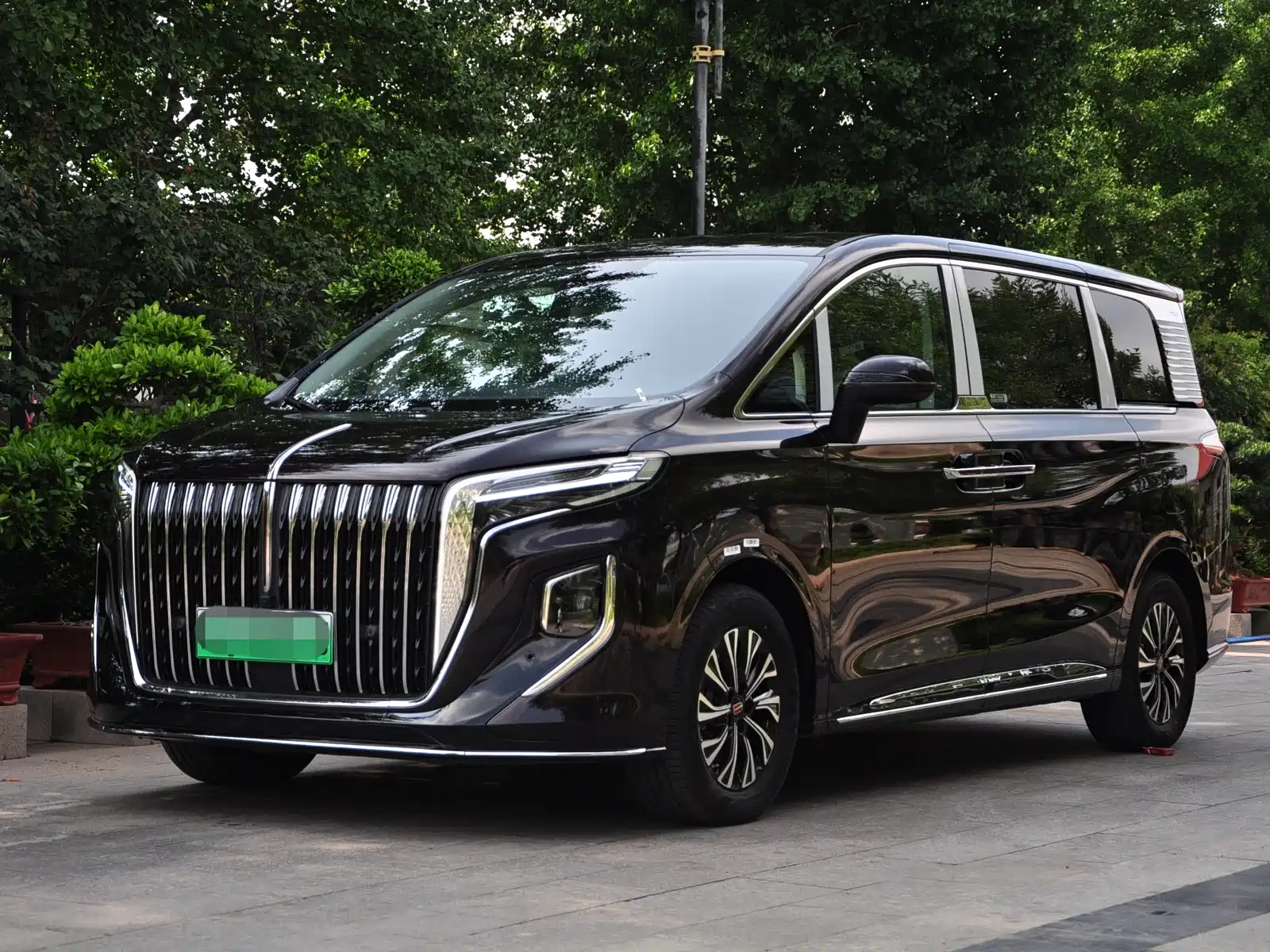 HONGQI HQ9 PHEV 2024
