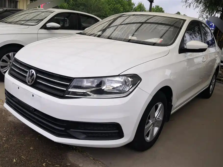VOLKSWAGEN SANTANA 2018