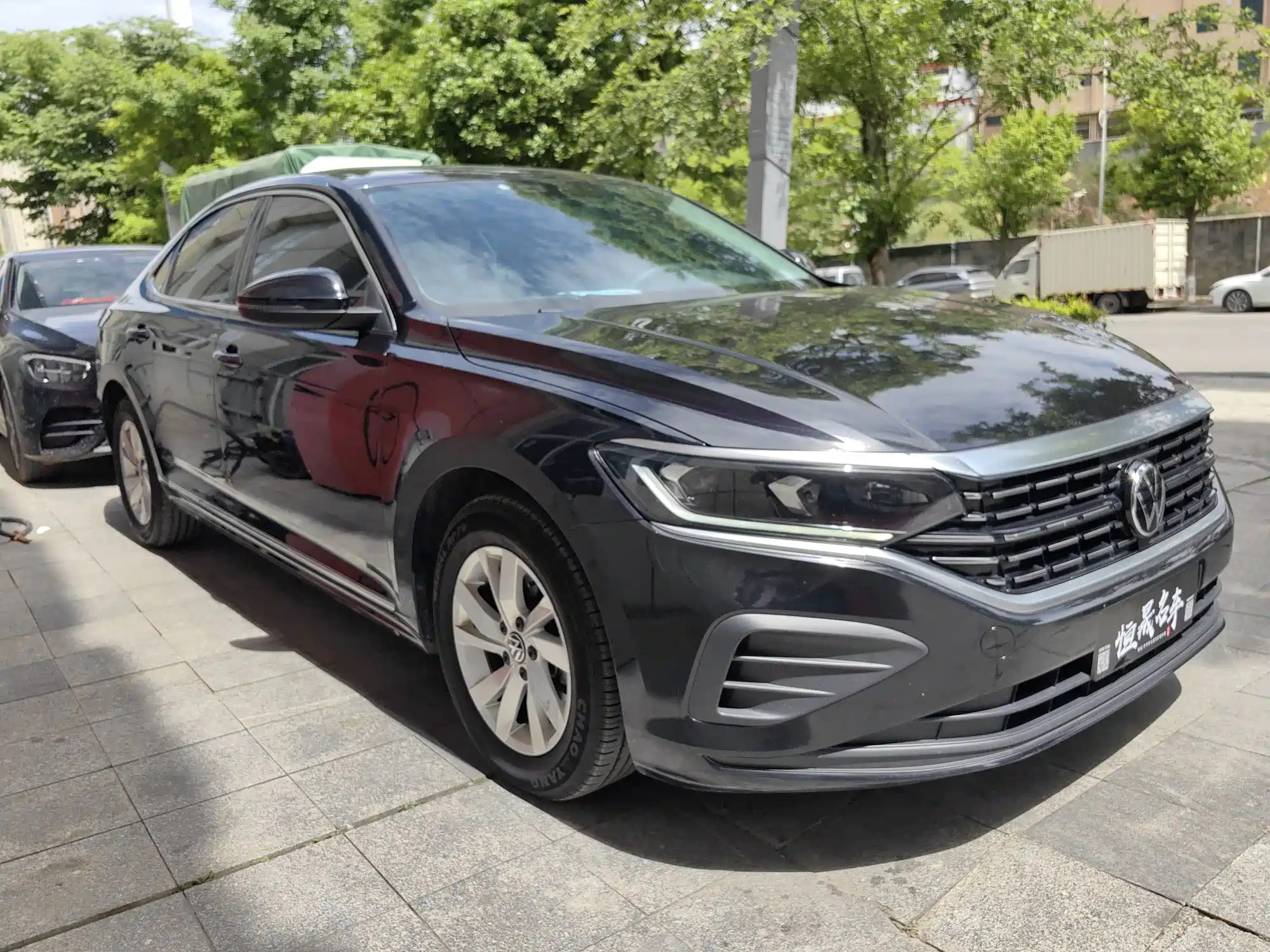 VOLKSWAGEN PASSAT 2022