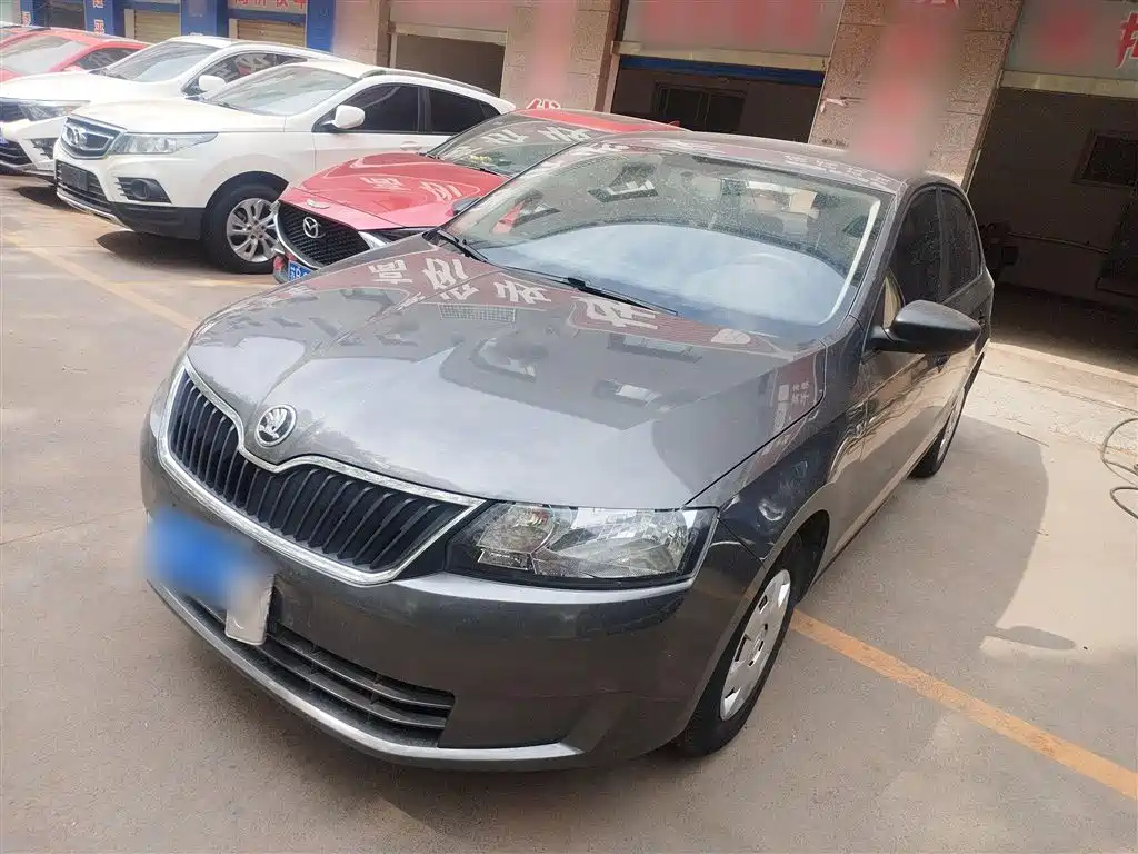 SKODA RAPID 2015