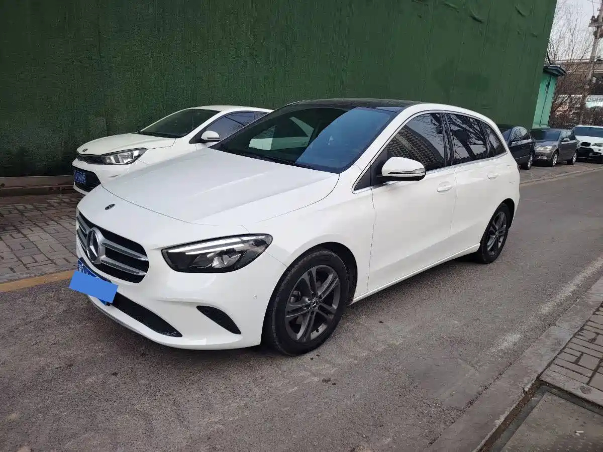 MERCEDES BENZ B-CLASS 2020