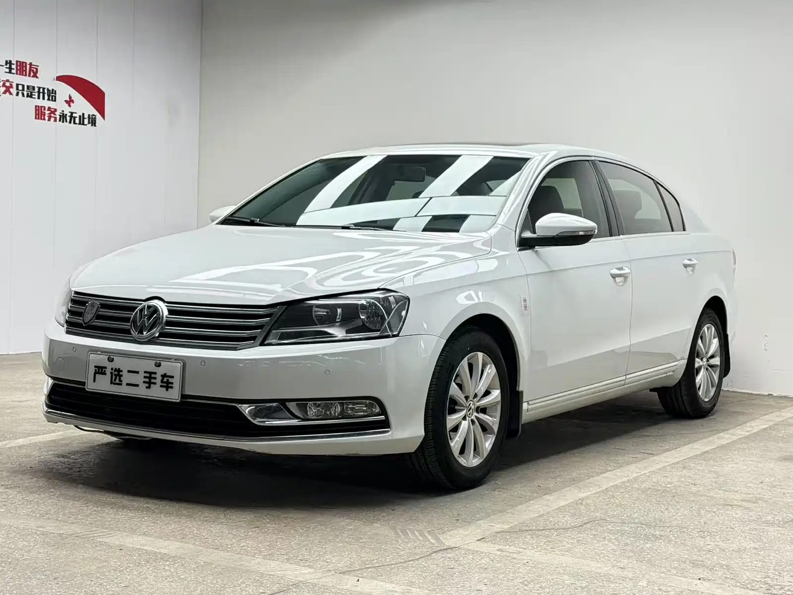 VOLKSWAGEN MAGOTAN 2015