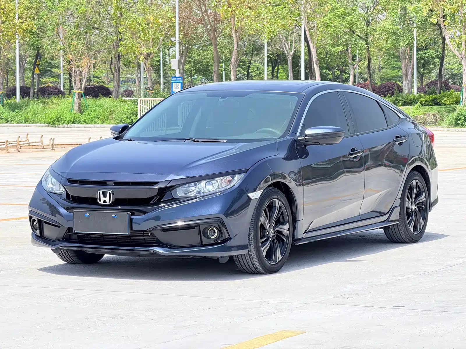 HONDA CIVIC 2019