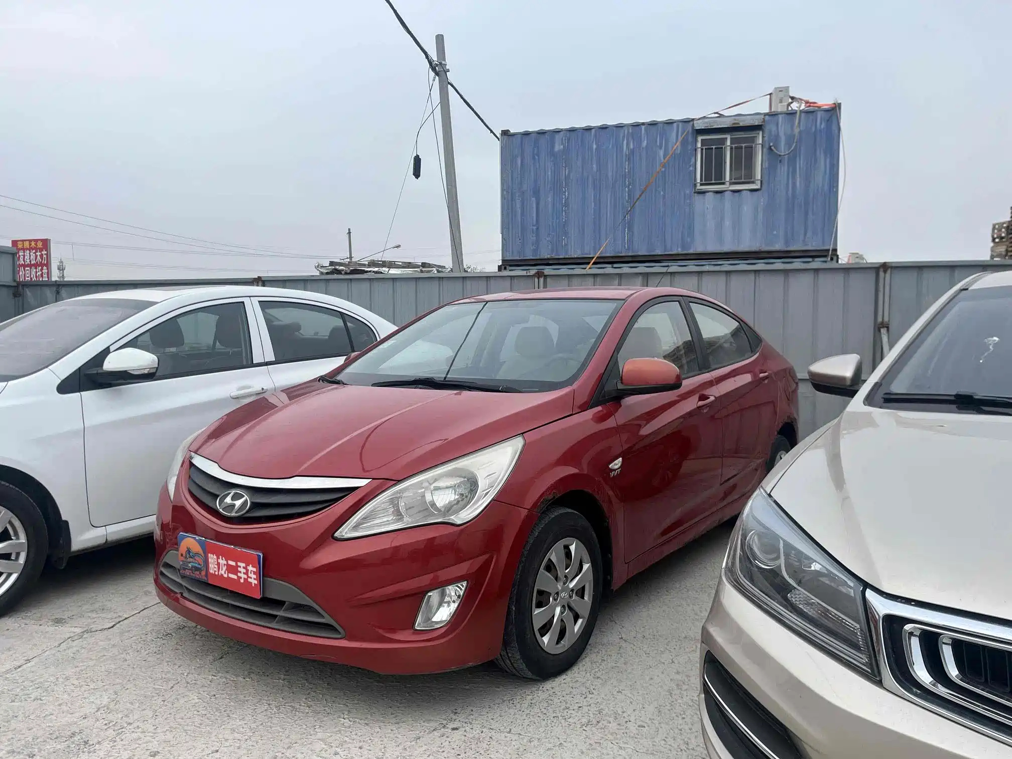 HYUNDAI RENA