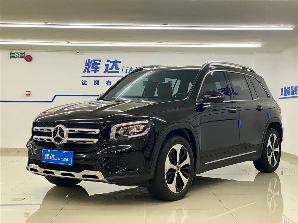 MERCEDES BENZ GLB 2023