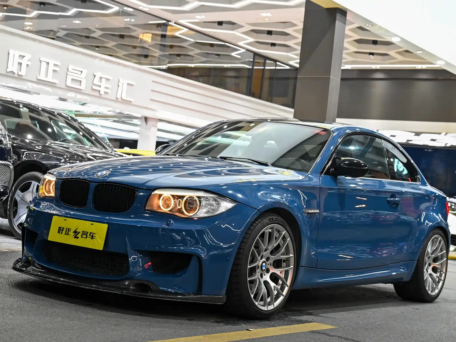 BMW 1-SERIES M 2011