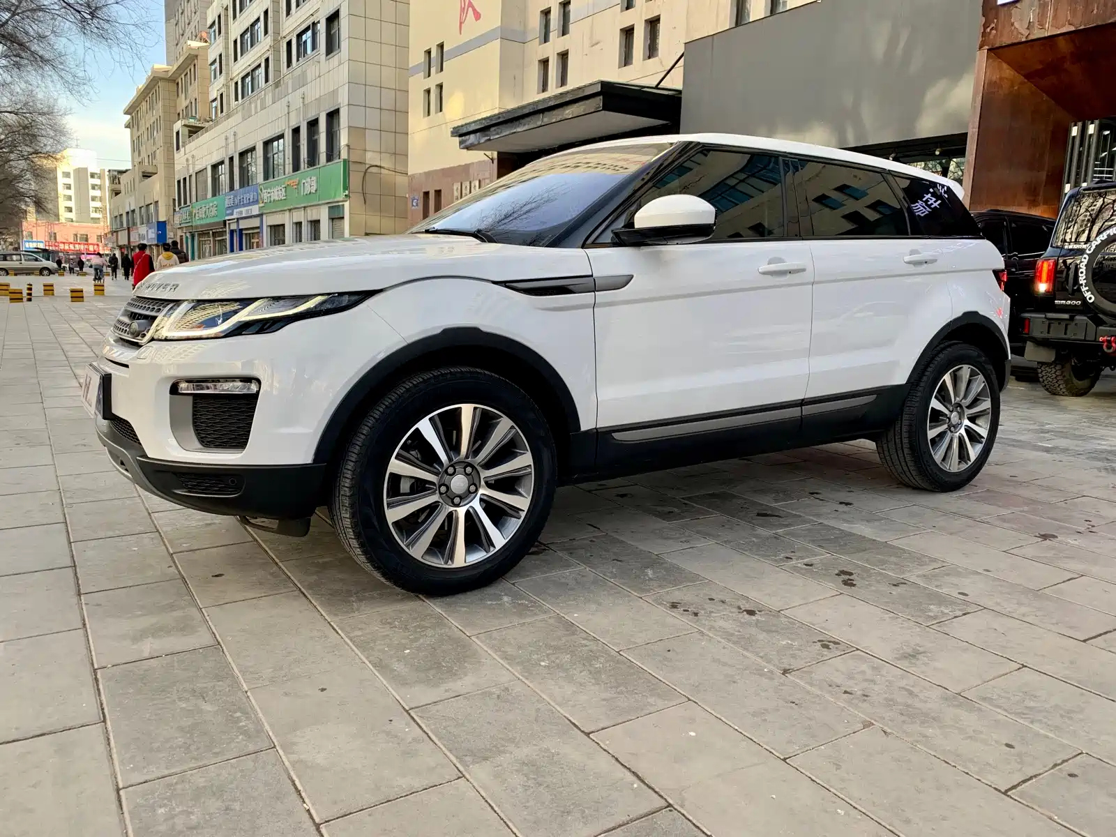 LAND ROVER RANGE ROVER AURORA 2017
