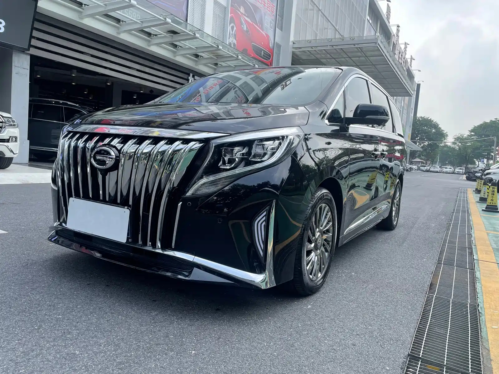 TRUMPCHI M8 2021
