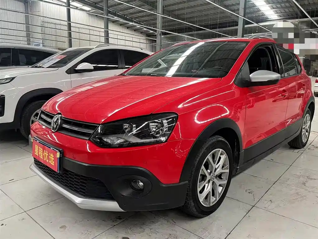VOLKSWAGEN POLO 2014