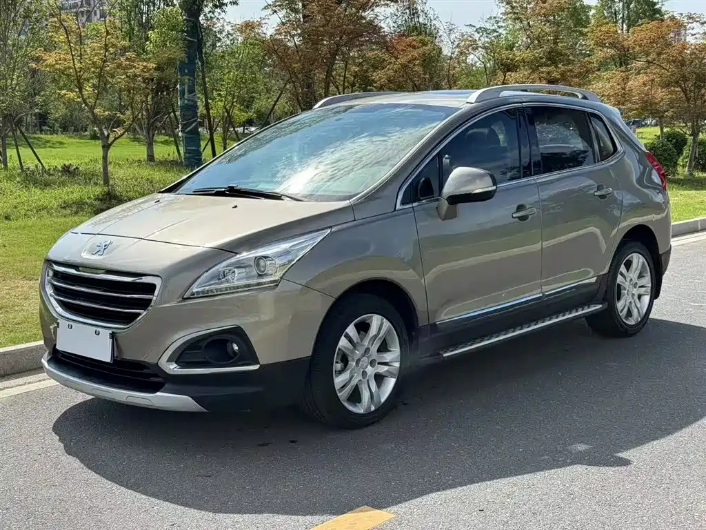 PEUGEOT 3008 2015