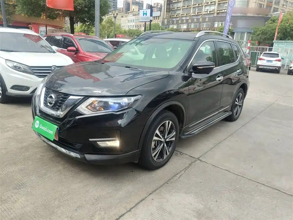 NISSAN X-TRAIL