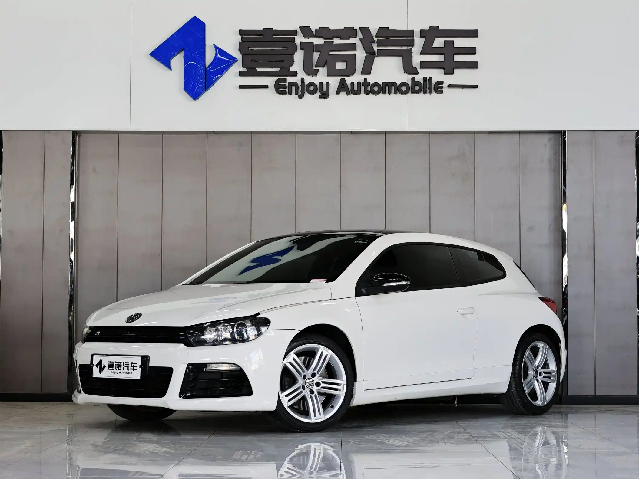 VOLKSWAGEN SCIROCCO 2011