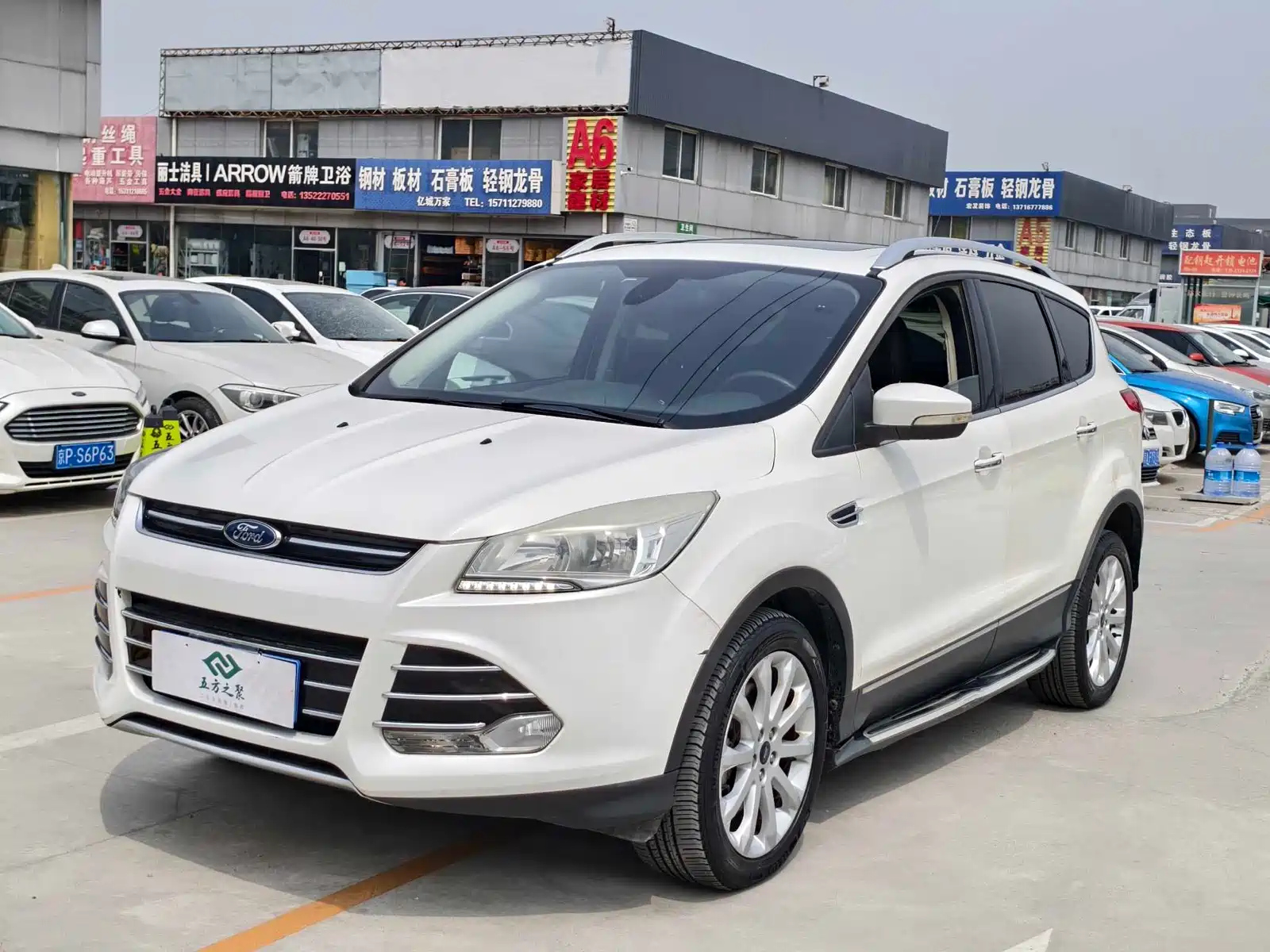 FORD ESCAPE 2015