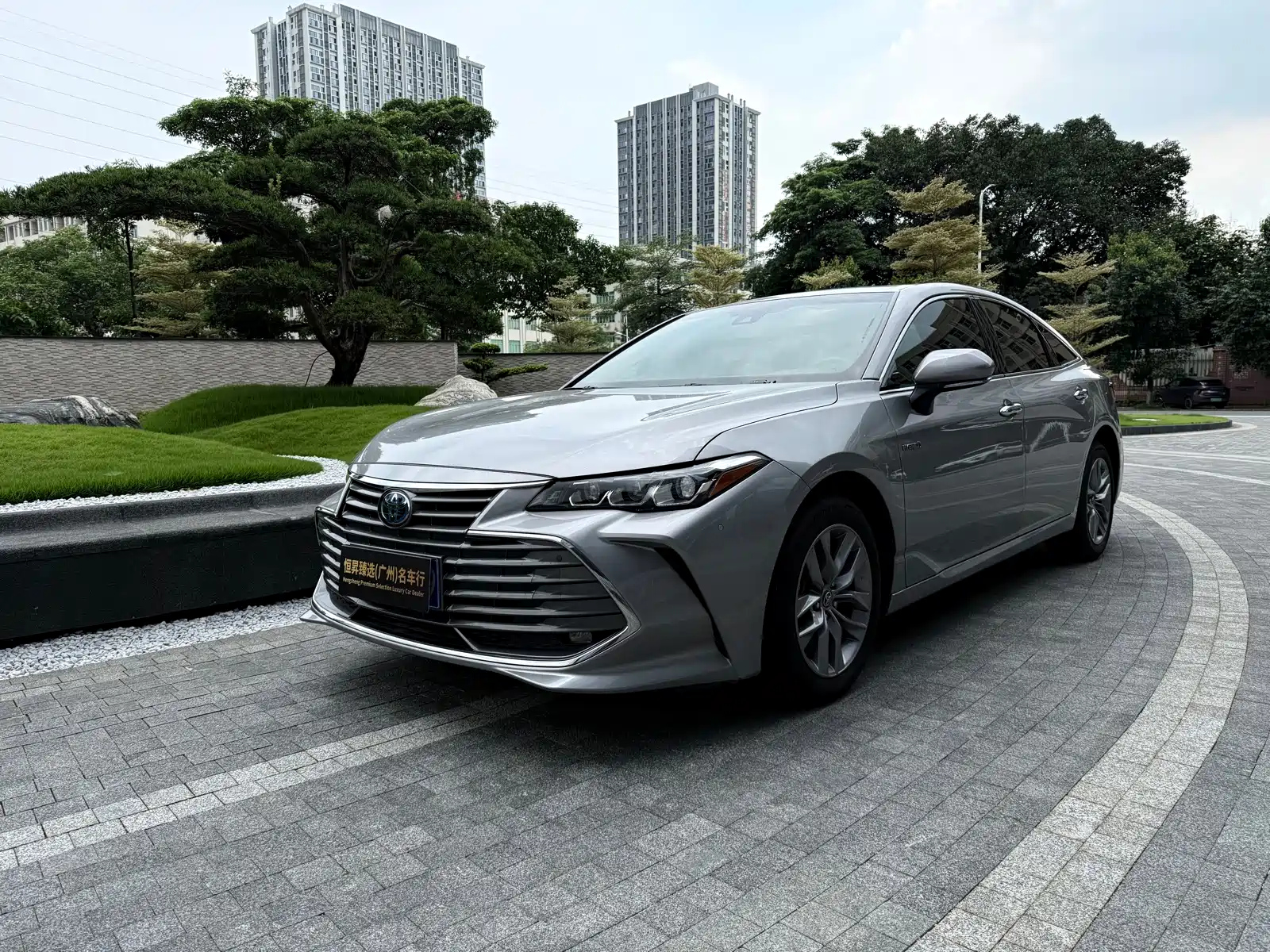 TOYOTA AVALON 2019