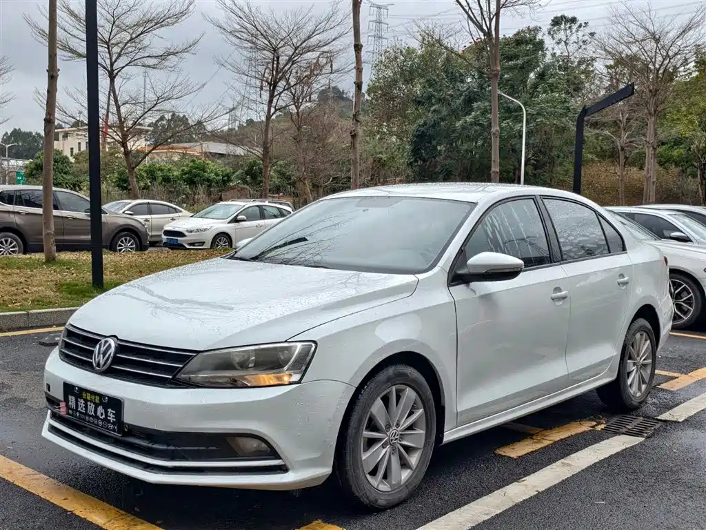 VOLKSWAGEN SAGITAR 2018