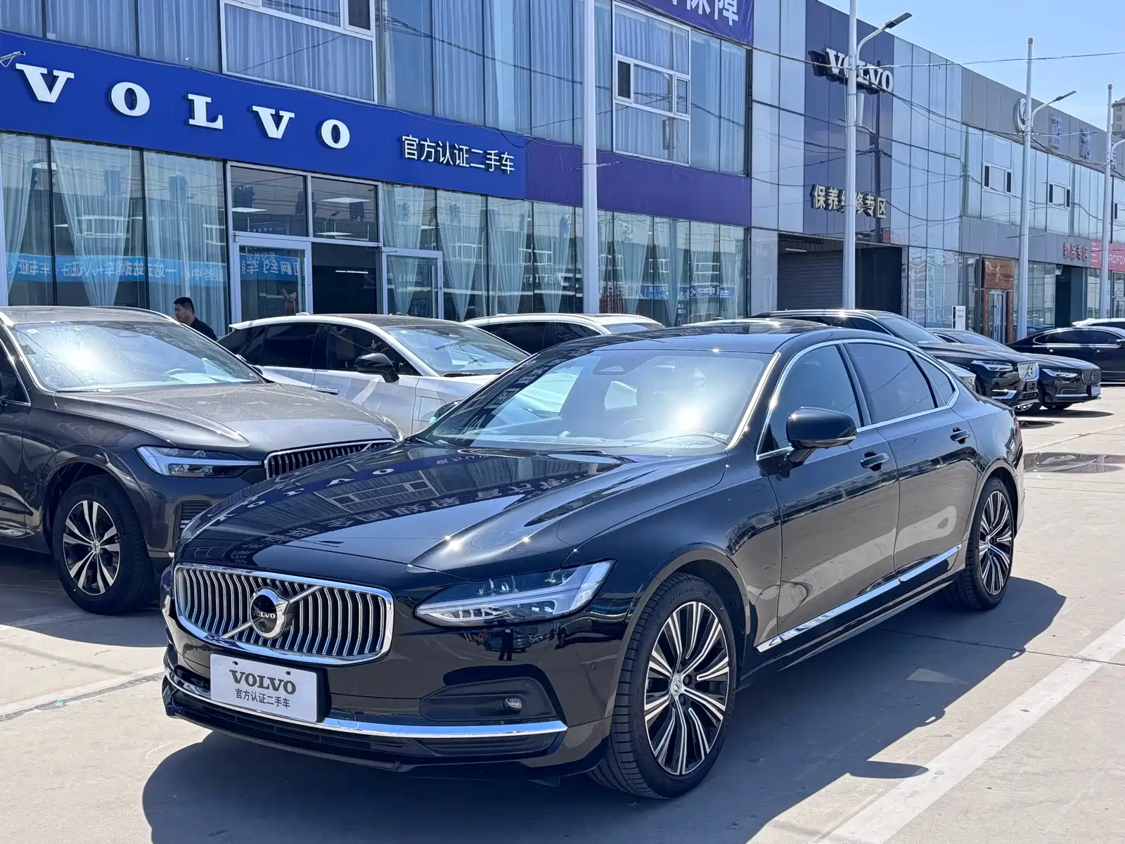 VOLVO S90 2024