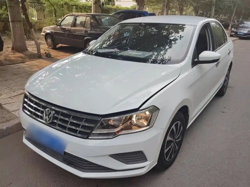 VOLKSWAGEN JETTA 2017