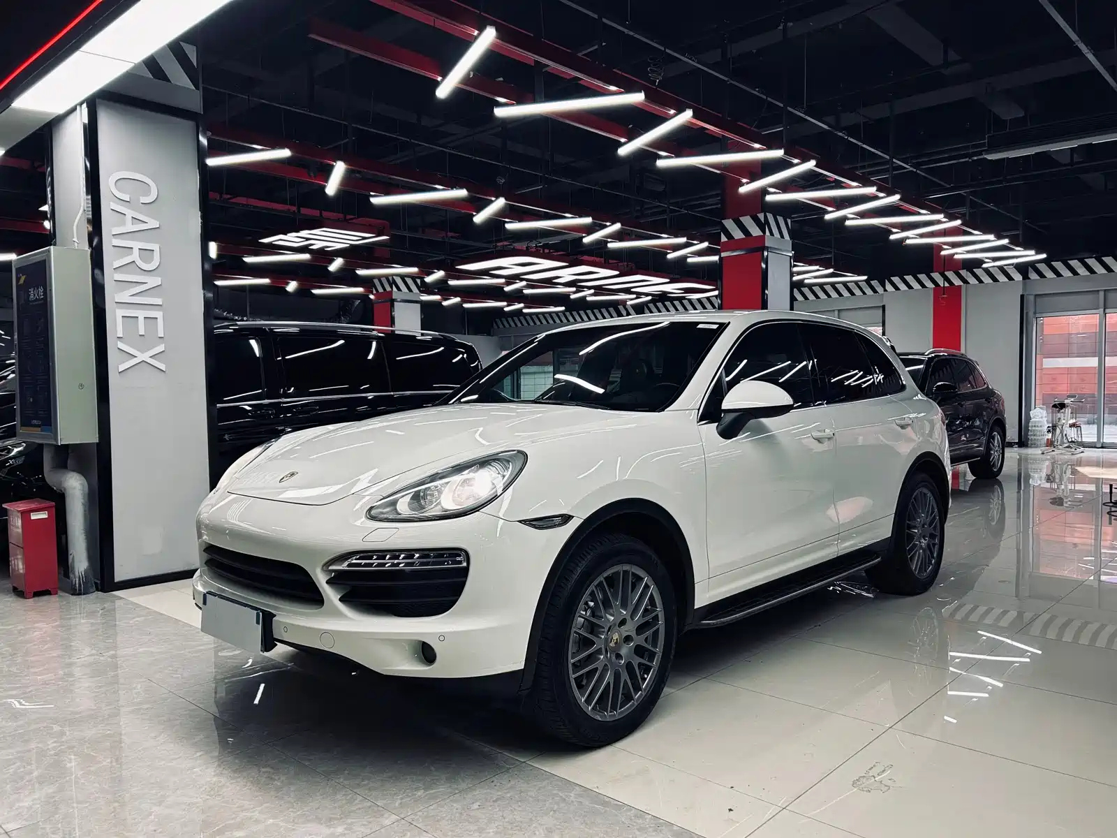 PORSCHE CAYENNE 2012
