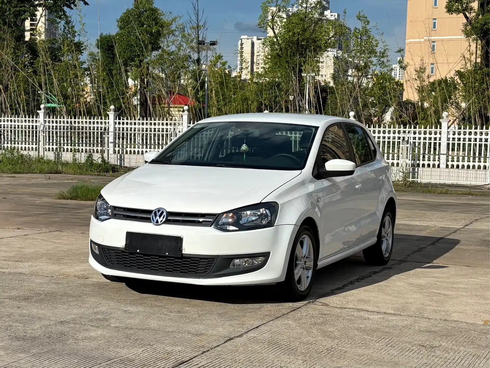 VOLKSWAGEN POLO 2011