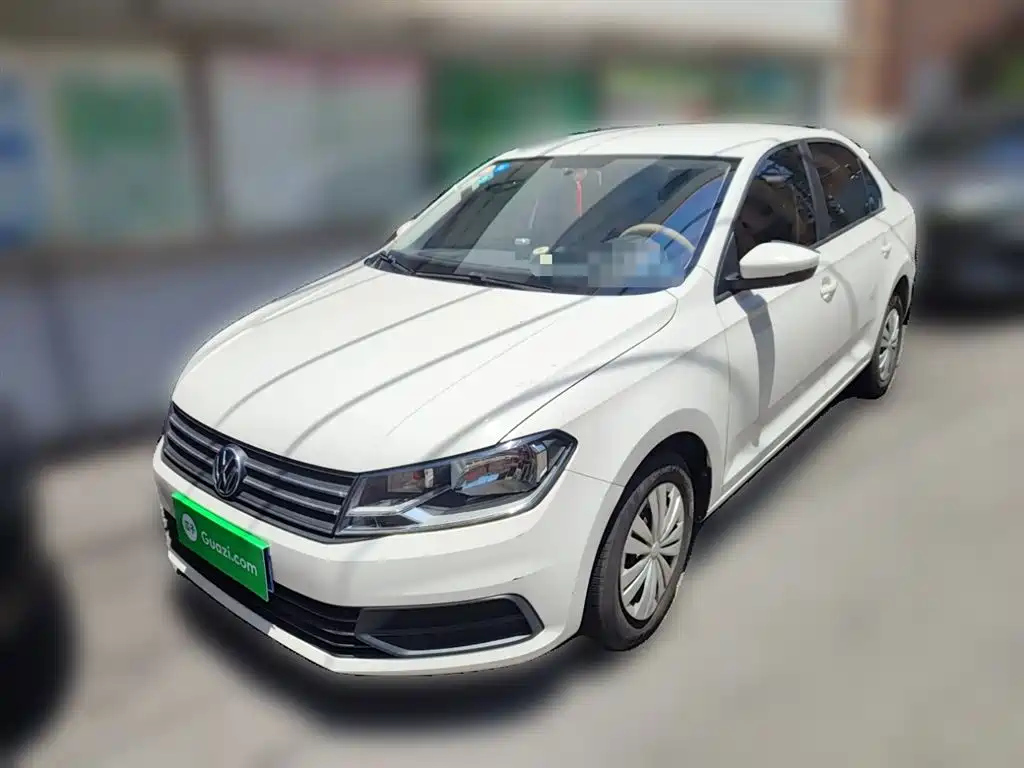 VOLKSWAGEN SANTANA 2016