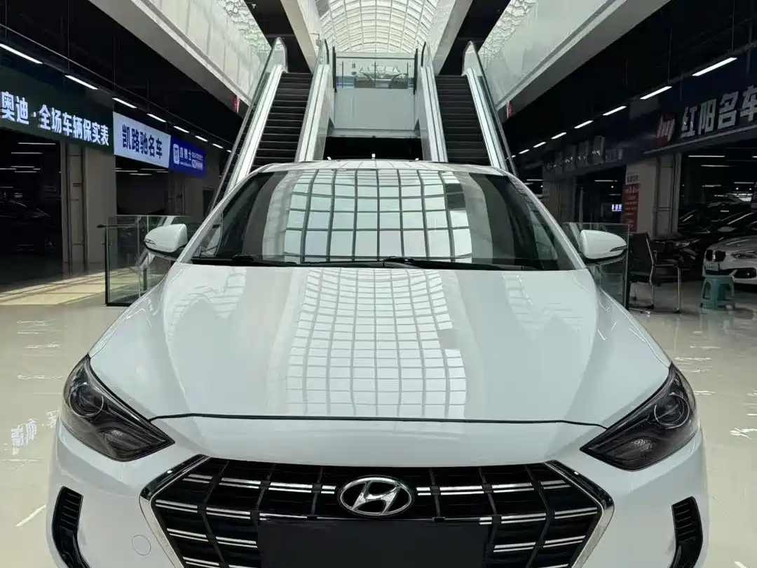 HYUNDAI ELANTRA 2020