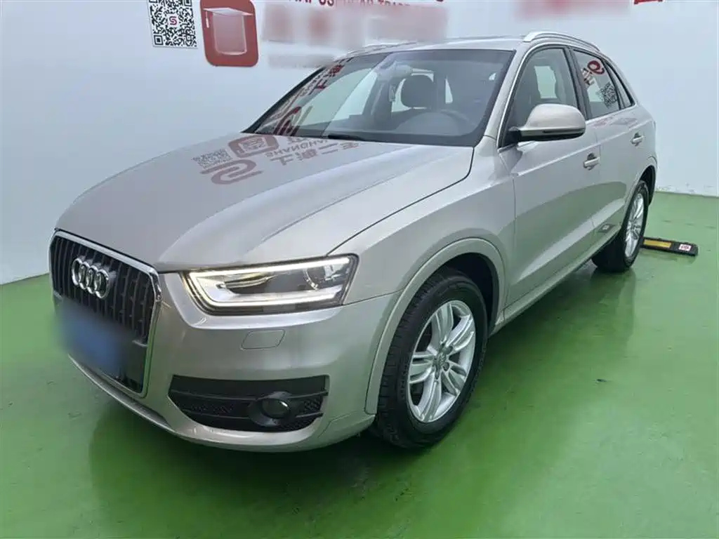 AUDI Q3 2015