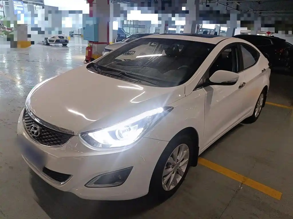 HYUNDAI ELANTRA 2016