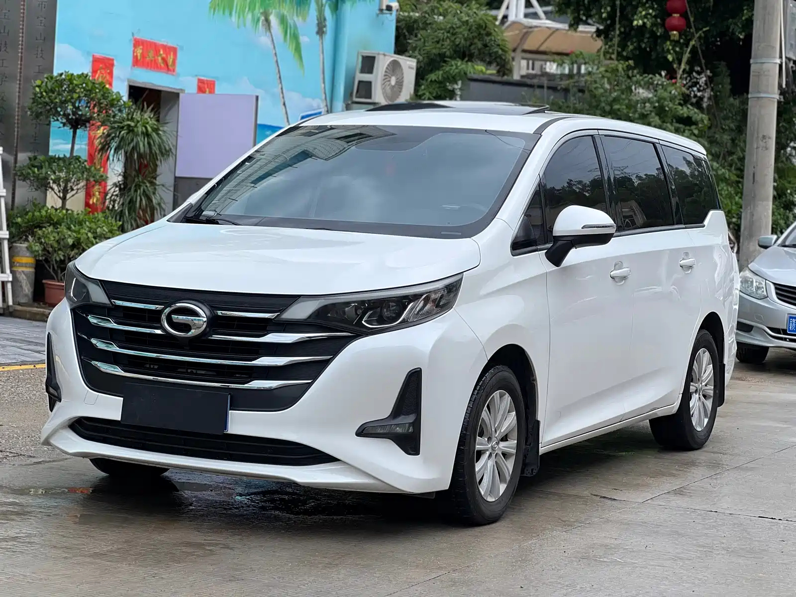 TRUMPCHI M6 2019