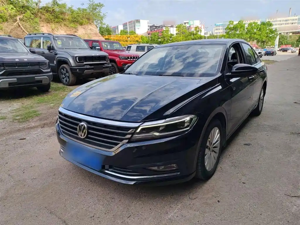 VOLKSWAGEN LAVIDA 2018