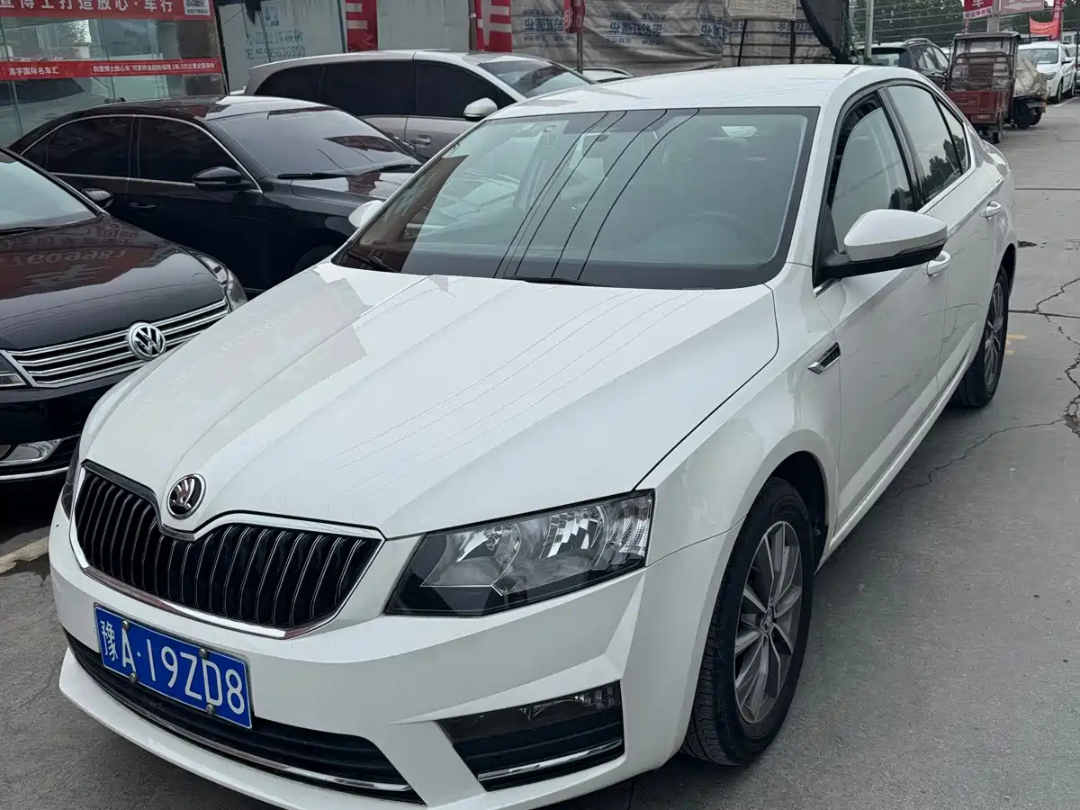 SKODA OCTAVIA 2017