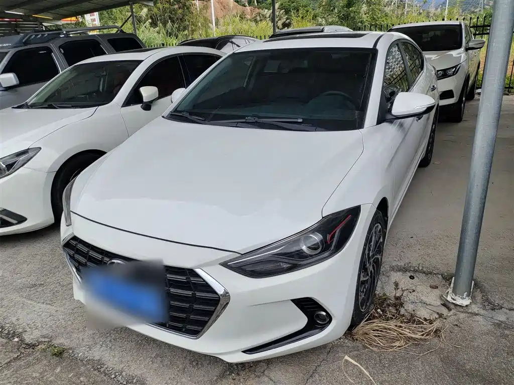 HYUNDAI ELANTRA 2019
