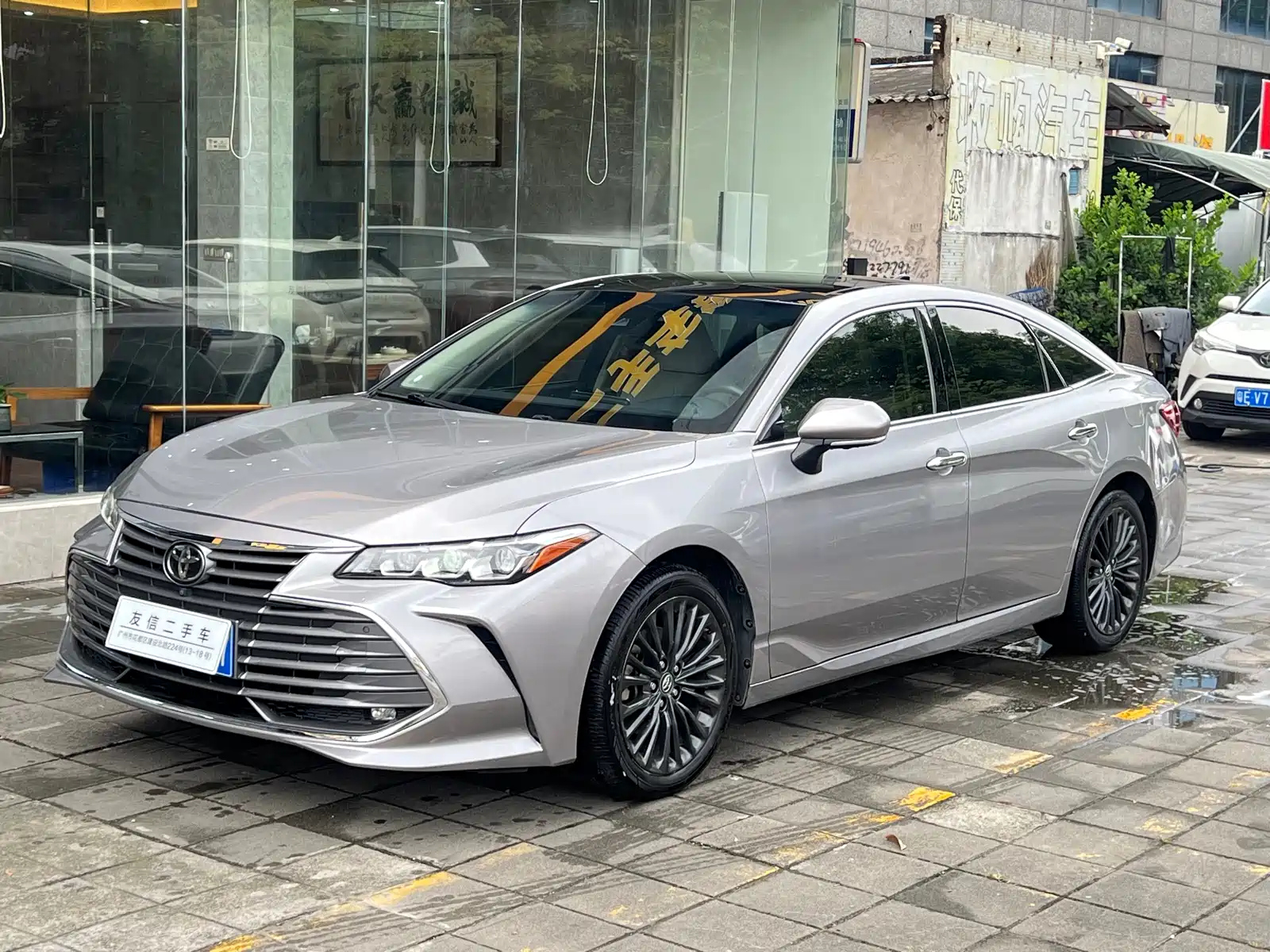 TOYOTA AVALON 2019