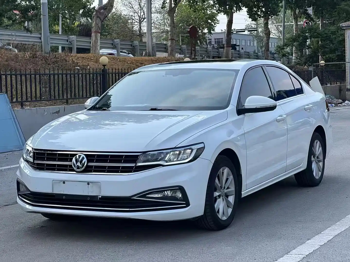 VOLKSWAGEN BORA 2019