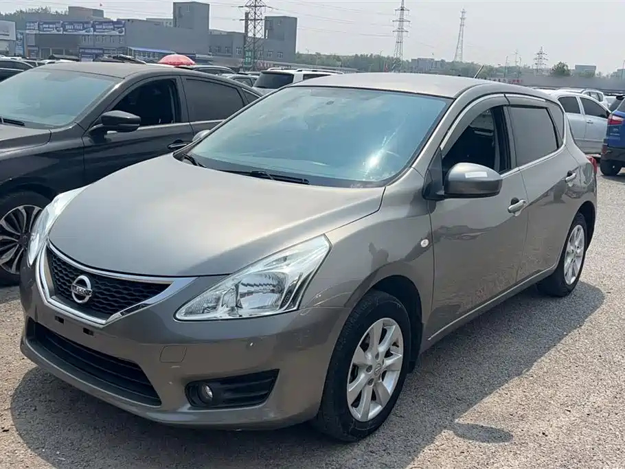 NISSAN TIIDA TIIDA 2011