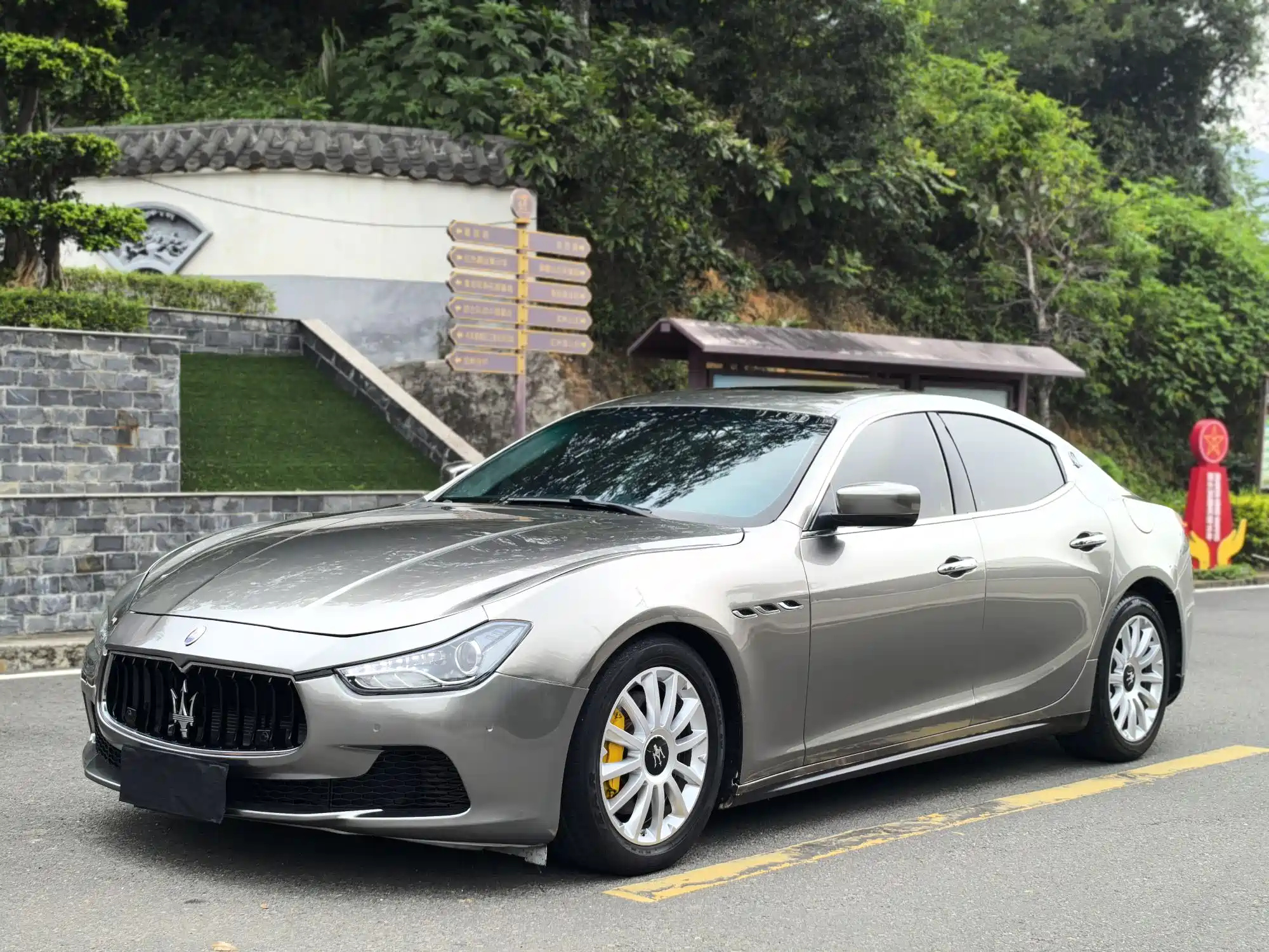 MASERATI GHIBLI 2014