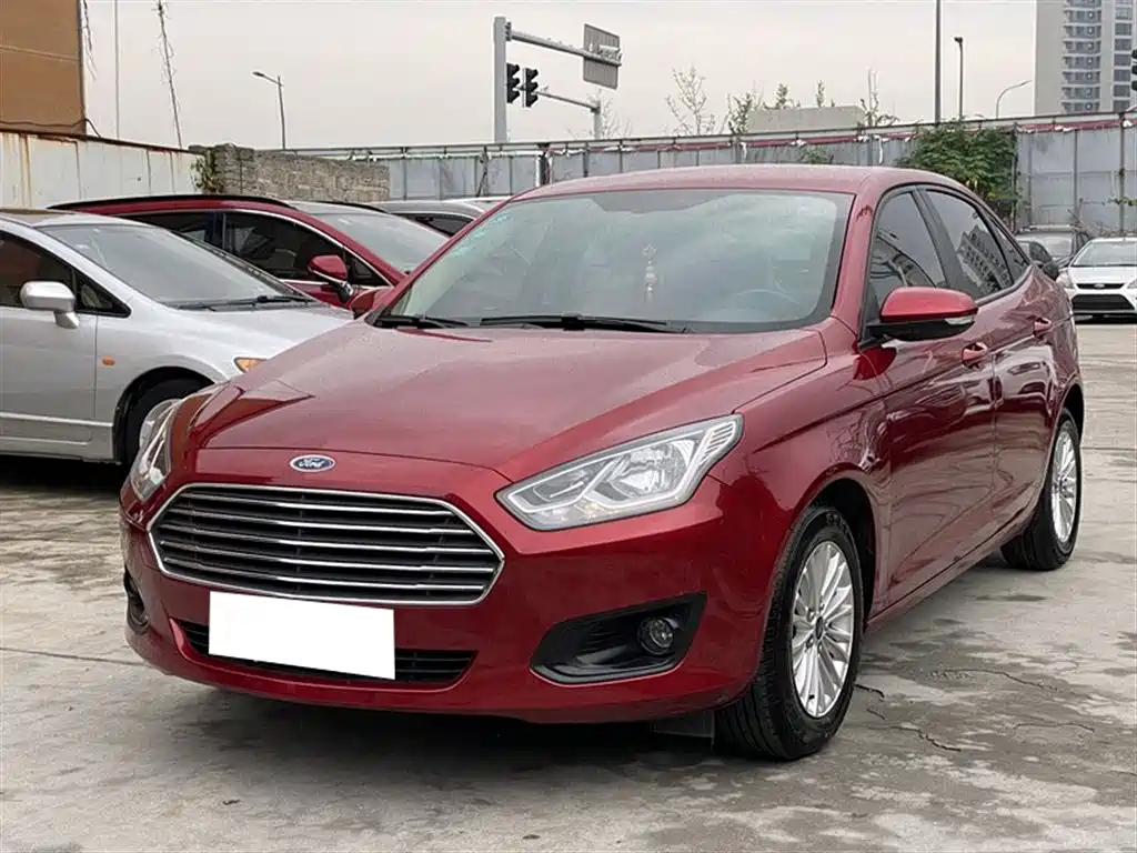 FORD ESCORT 2015