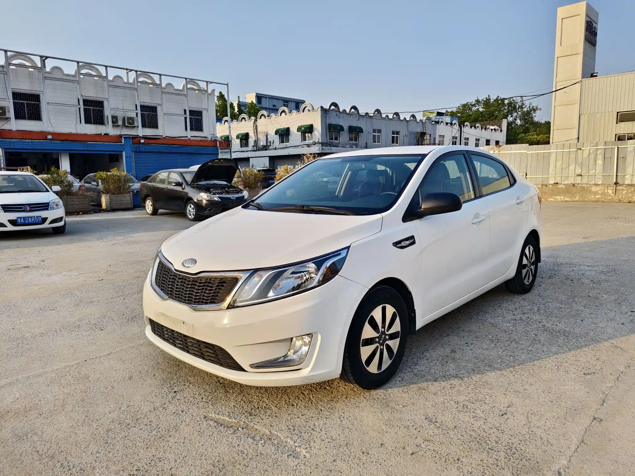 KIA K2 2012