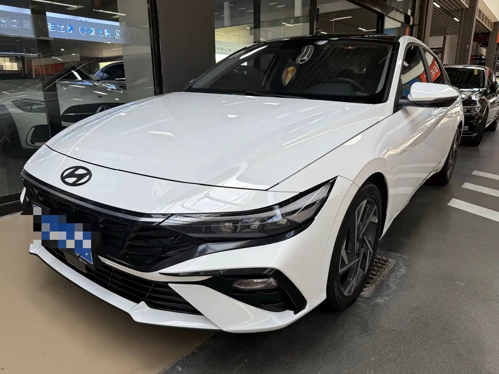 HYUNDAI ELANTRA 2023