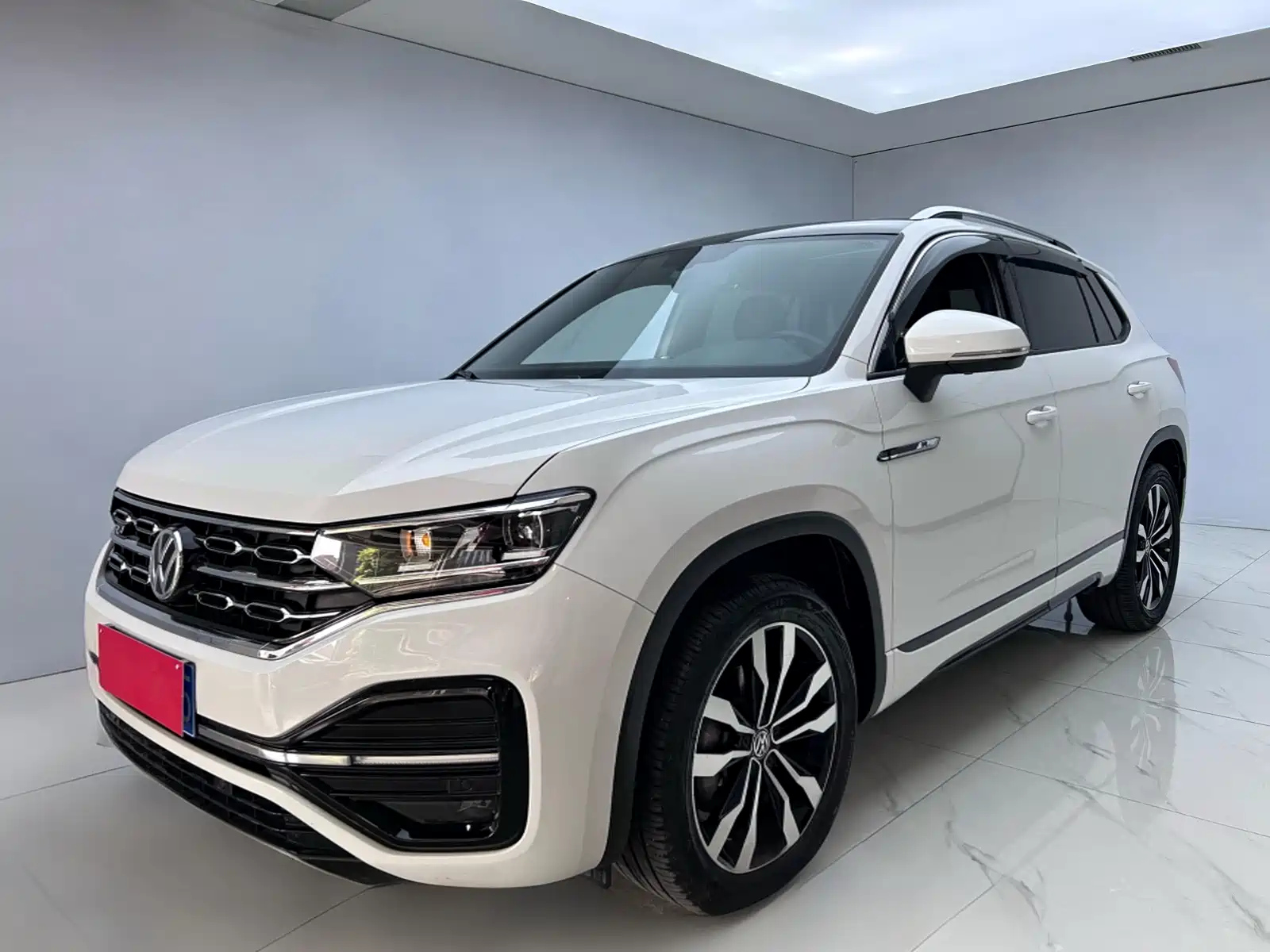VOLKSWAGEN TAYRON 2019
