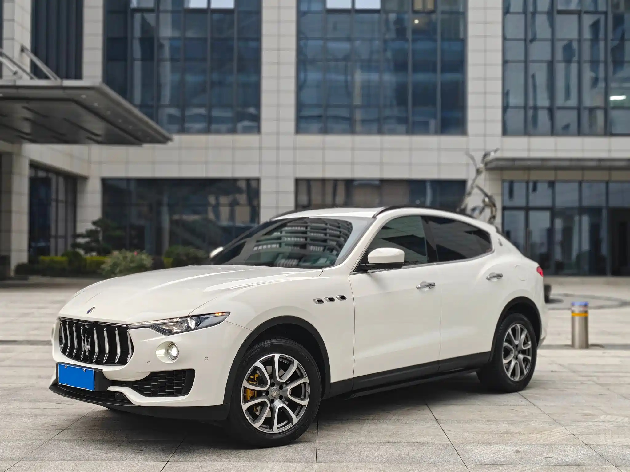 MASERATI LEVANTE 2018