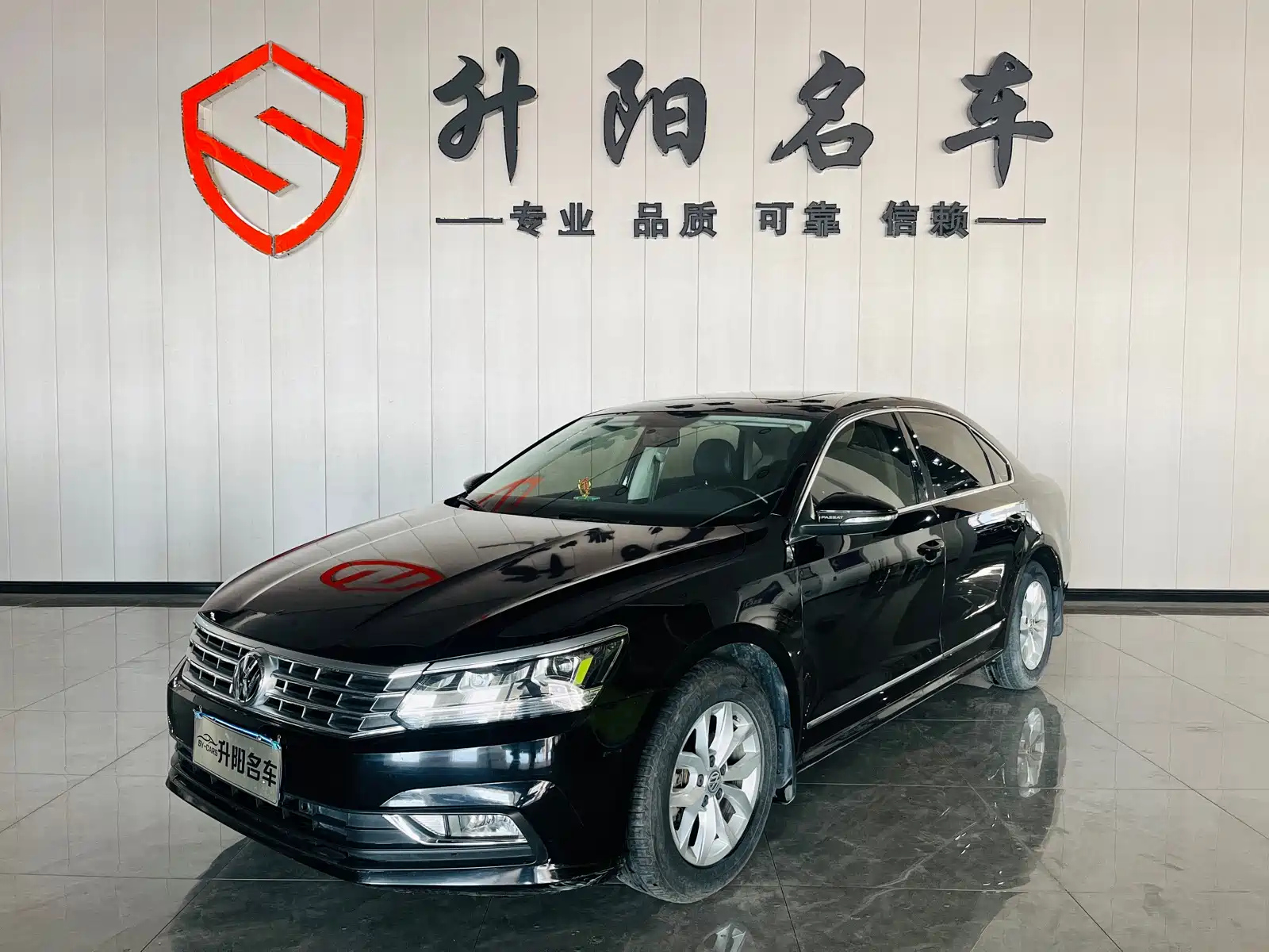 VOLKSWAGEN PASSAT 2017