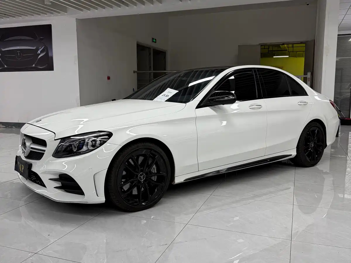 MERCEDES BENZ C-CLASS AMG 2019