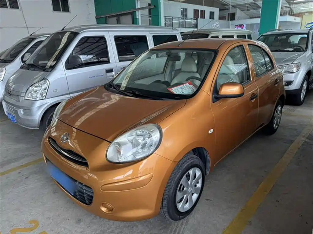 NISSAN OTHER 2015