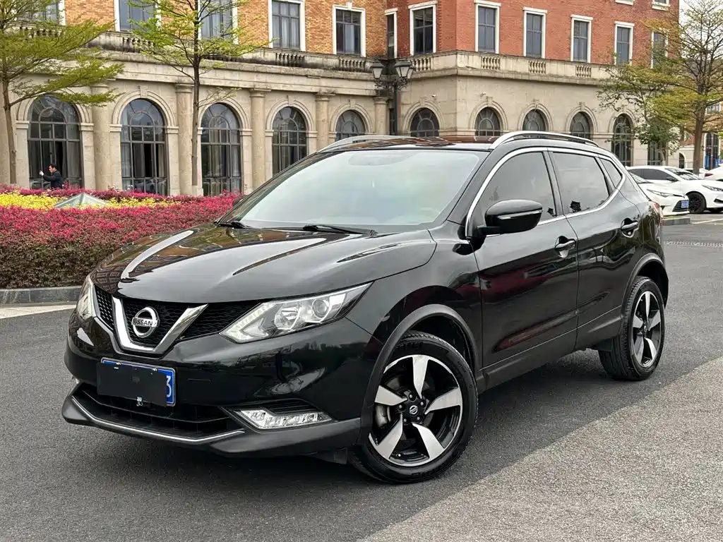 NISSAN QASHQAI 2017