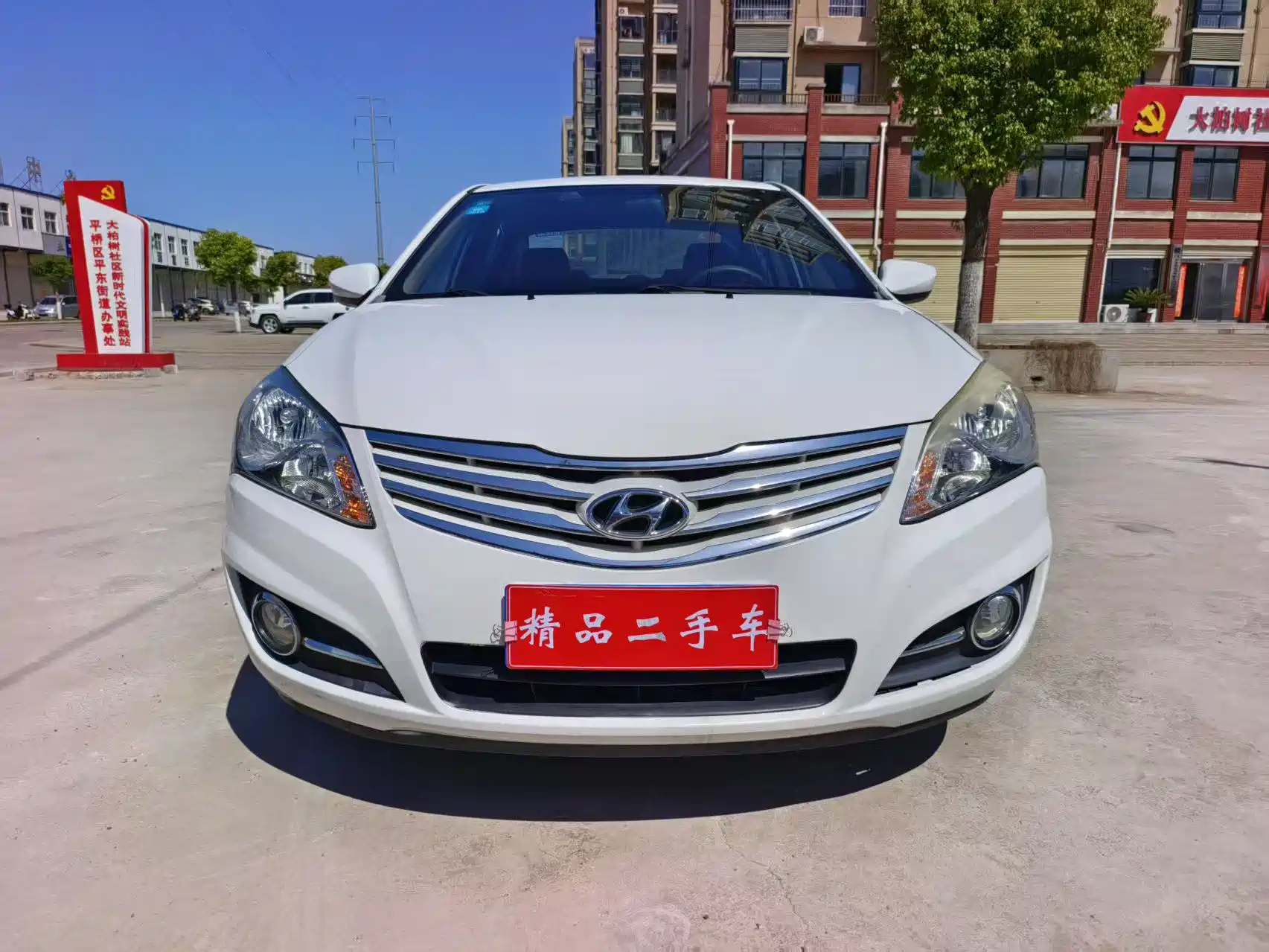 HYUNDAI CELESTA 2011