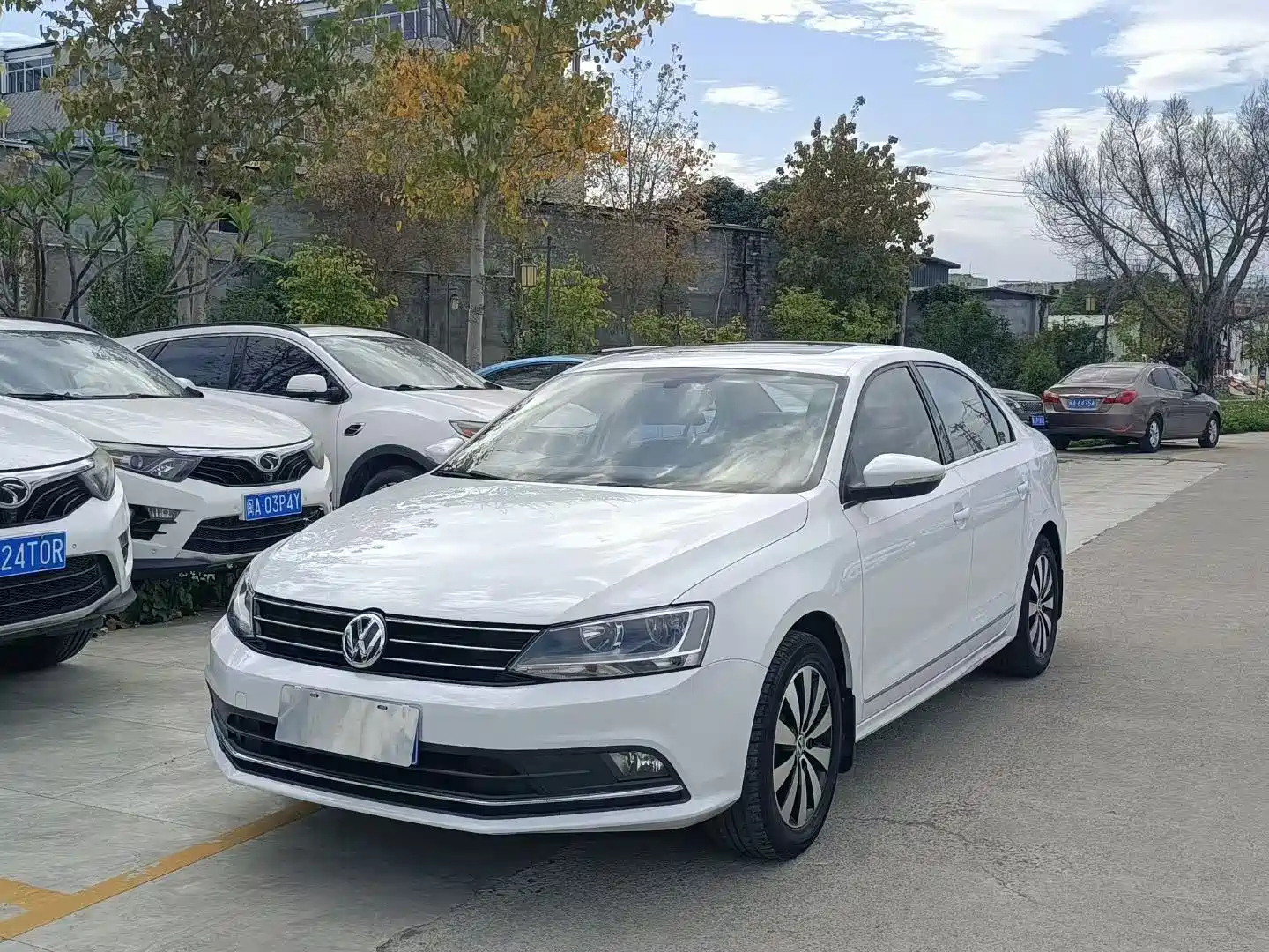 VOLKSWAGEN SAGITAR 2018
