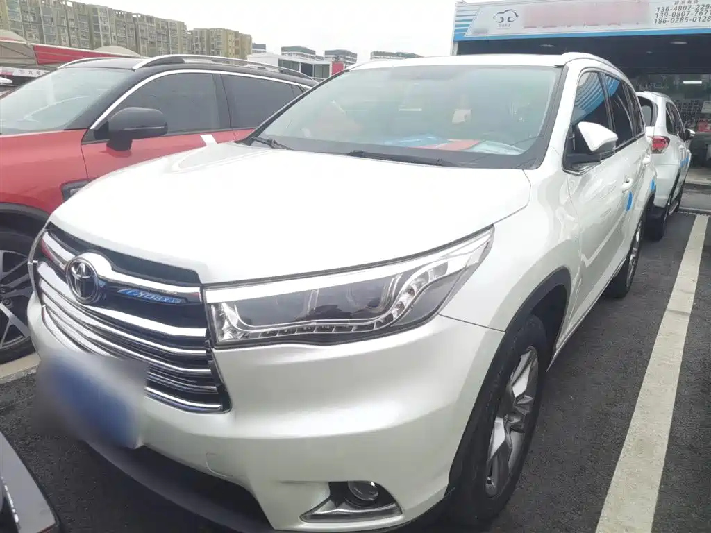 TOYOTA HIGHLANDER 2015