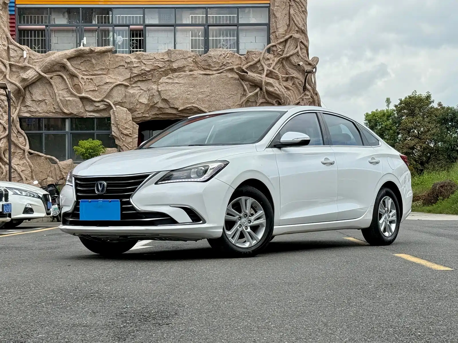 CHANGAN EADO 2019