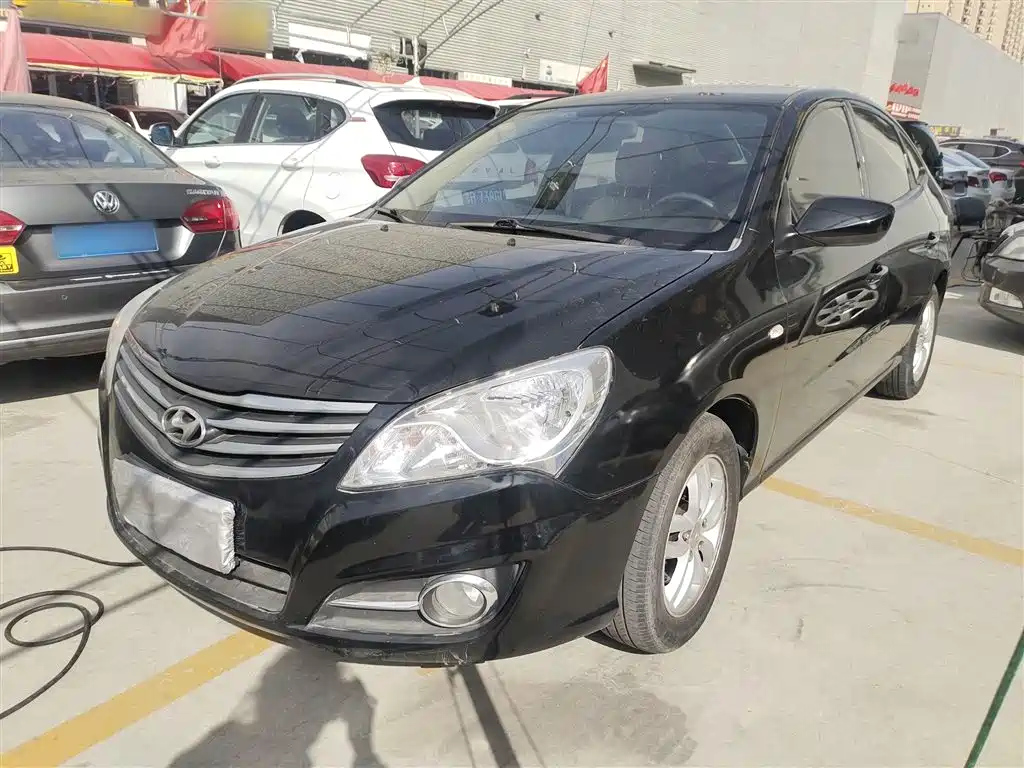 HYUNDAI CELESTA 2015
