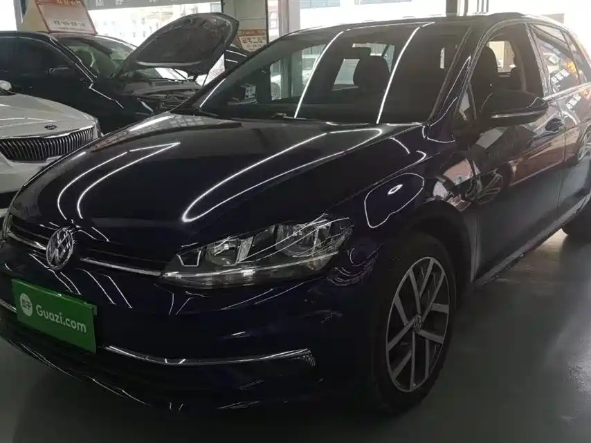 VOLKSWAGEN GOLF 2018